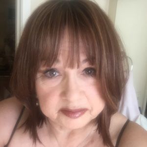 Meet your Posher, Nina